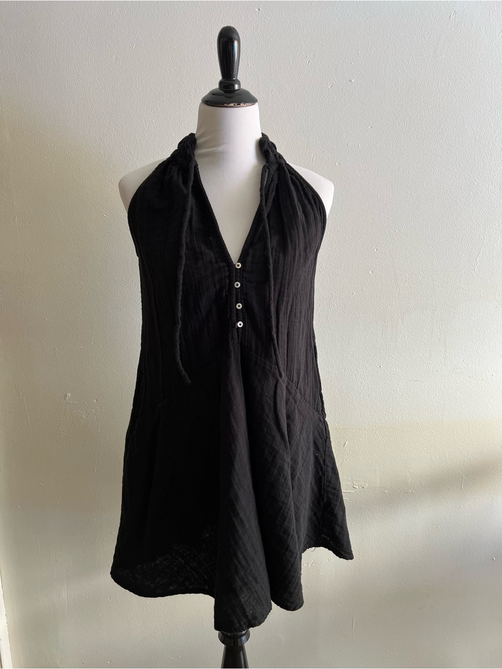 Elan Black Elastic-Waist Top with Gathered Hem